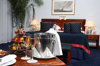 Room Service - Dining